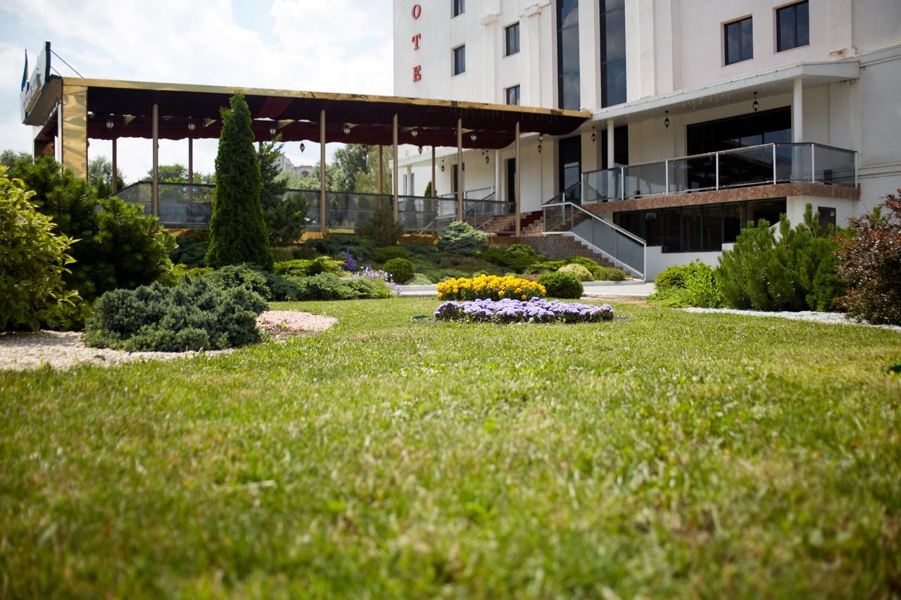 טרנופיל Garden Hall מראה חיצוני תמונה